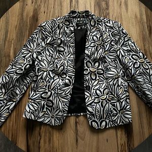Jones Wear Floral Blazer